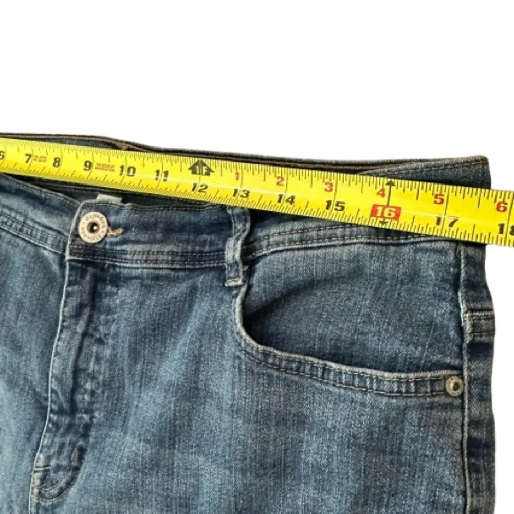 Style & Co | Tummy Control Slim Leg Straight leg Jeans in size 16 - Picture 5 of 6